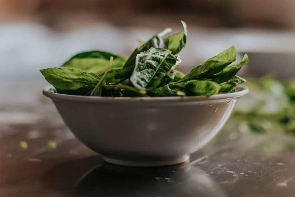 7 Supercharged Benefits of Spinach